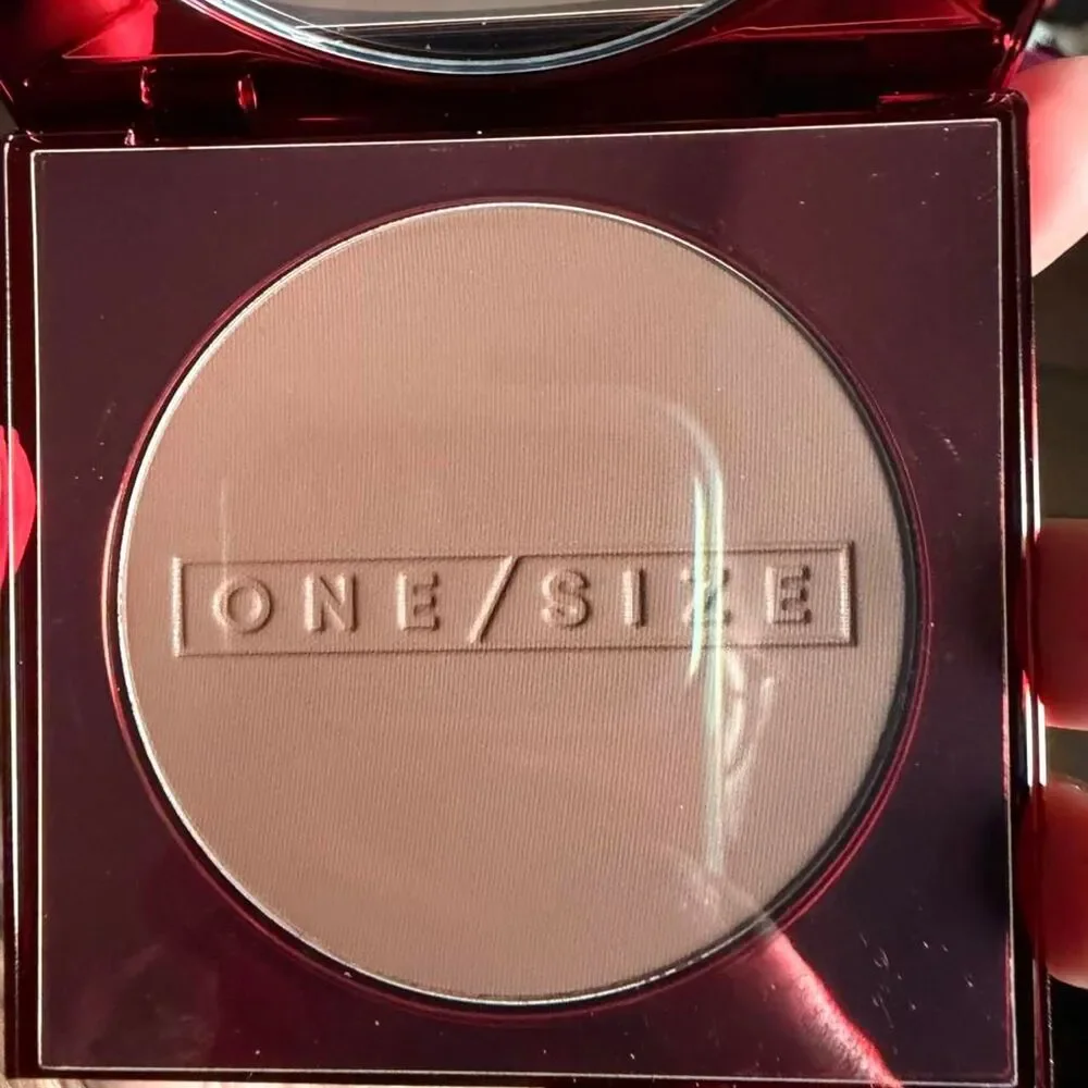 One Size Foundation Powder